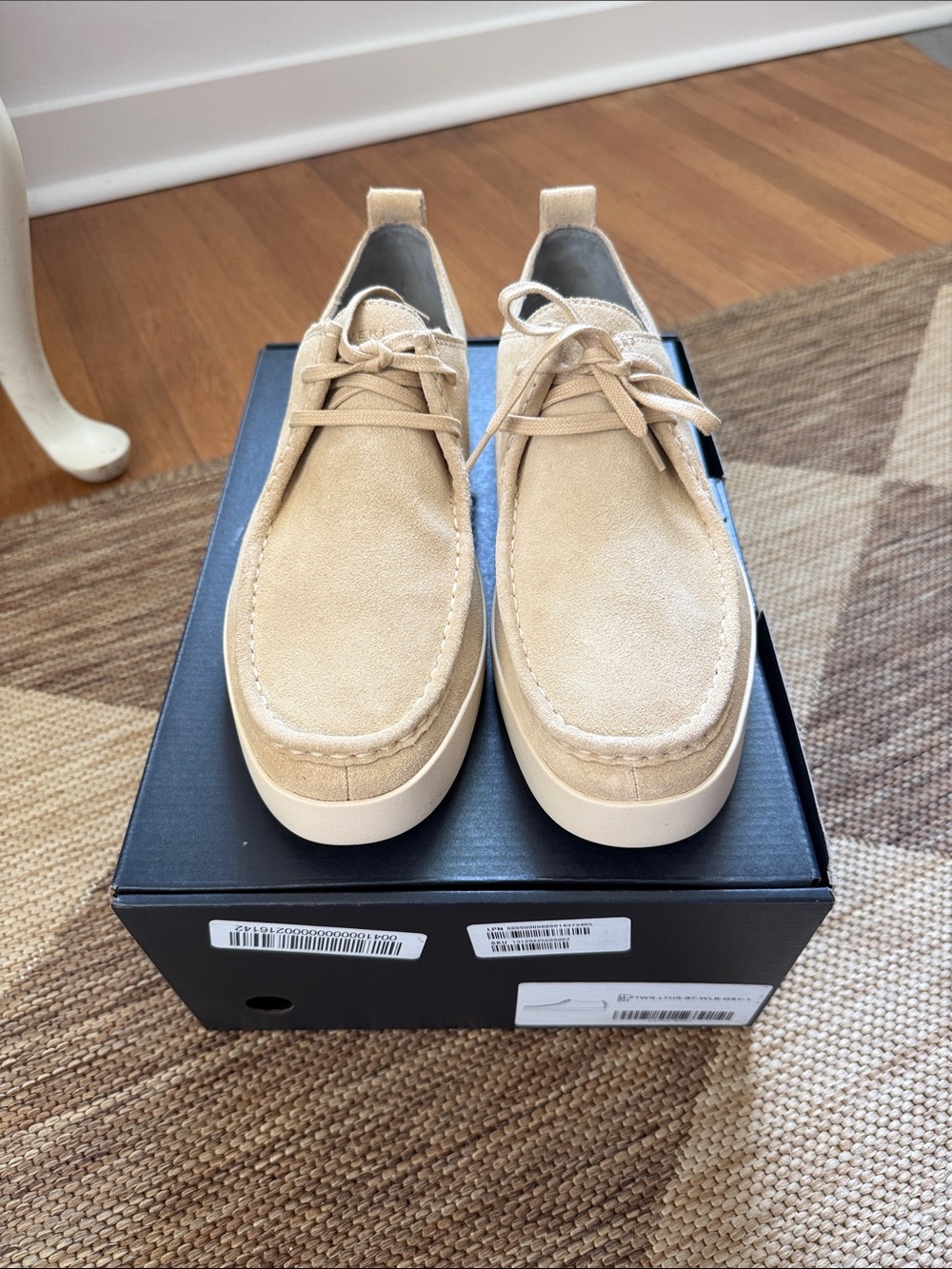 Everlane Men’s Beige Casual Suede Slip-On Loafers